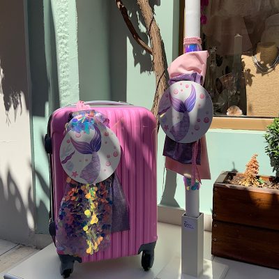 Πακέτο βάπτισης για κορίτσι με θέμα γοργόνα με ροζ βαλίτσα 