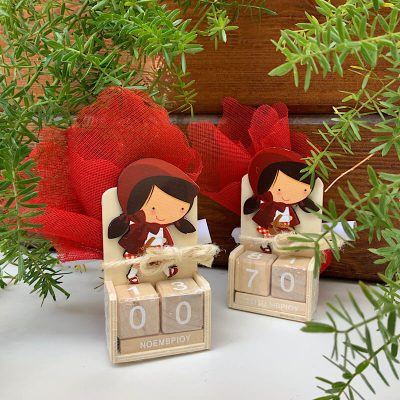 Μπομπονιέρα - ημερολόγιο "Κοκκινοσκουφίτσα"