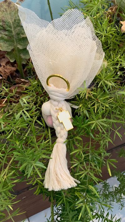 Μπομπονιέρα μπρελόκ μακραμέ