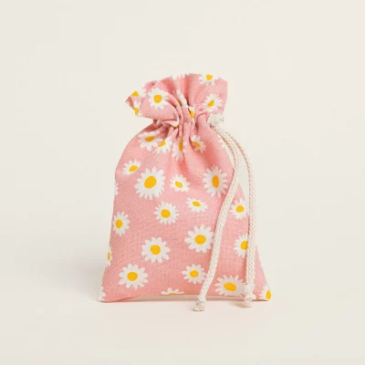 ΠΟΥΓΚΙ ΜΕ ΚΟΡΔΟΝΙ ΣΕ ΡΟΖ ΥΦΑΣΜΑ ΜΕ ΜΑΡΓΑΡΙΤΕΣ