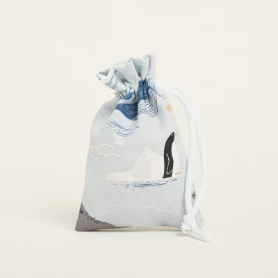 ΠΟΥΓΚΙ ΜΕ ΚΟΡΔΟΝΙ ΜΕ ΥΦΑΣΜΑ ΣΕ ΣΧΕΔΙΟ ΜΕ ΠΙΓΚΟΥΙΝΟ