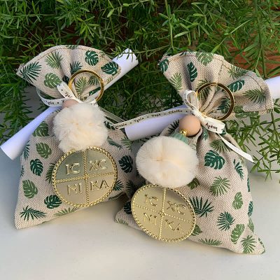 Μπομπονιέρα βάπτισης πουγκί με κωνσταντινάτο