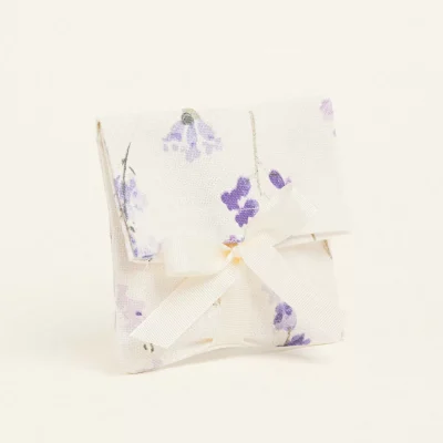 ΠΟΥΓΚΙ ΤΥΠΟΥ ΦΑΚΕΛΟΣ ΣΕ ΥΦΑΣΜΑ ΜΕ ΛΕΒΑΝΤΑ