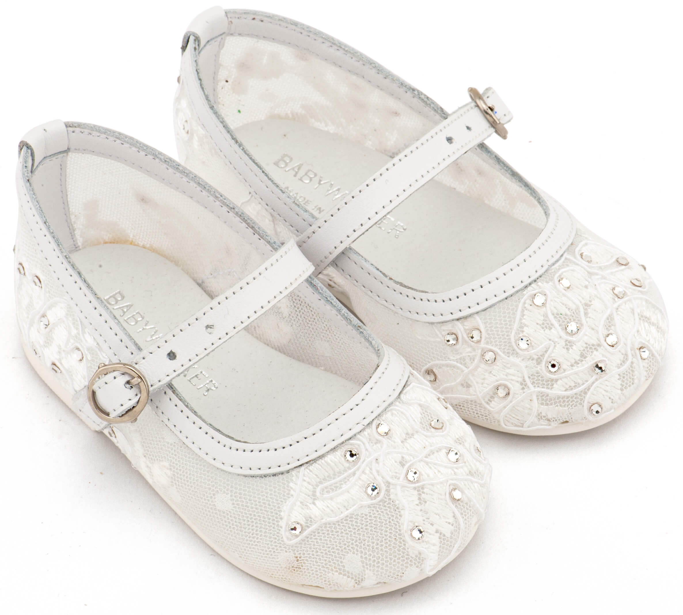 Γοβάκι απο Ύφασμα Φιλντιρέ Δαντέλα LU6128 Λευκό Γοβάκι απο ύφασμα φιλντιρέ δαντέλα, με δερμάτινες λεπτομέρειες σε λευκό χρώμα